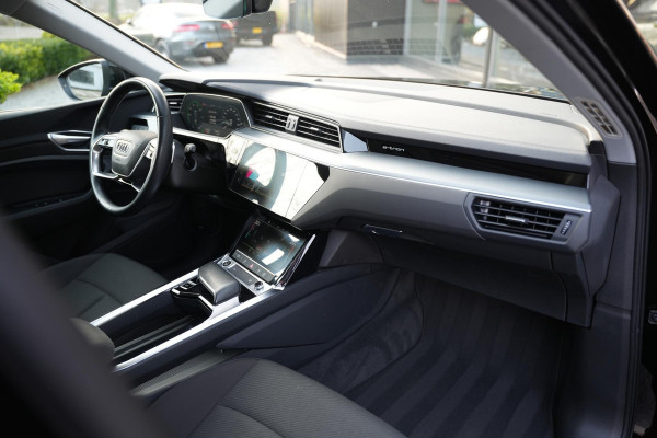 Audi e-tron 55 quattro edition 95 kWh Cruise Clima LED Camera 408 pk!
