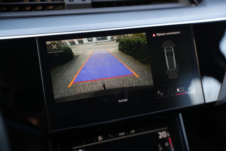 Audi e-tron 55 quattro edition 95 kWh Cruise Clima LED Camera 408 pk!