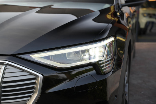 Audi e-tron 55 quattro edition 95 kWh Cruise Clima LED Camera 408 pk!