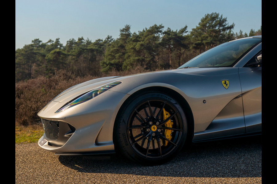 Ferrari 812 GTS 6.5 V12 HELE | Aluminium Lucido | Racing Seats | Lift | Pass. display