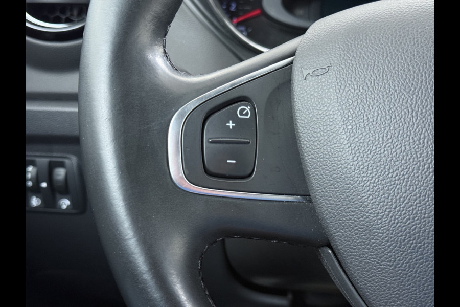 Renault Captur T 90pk Intens Navi Ecc Cruise Control Two-Tone Pdc Keyless 0.9 TCe Lmv 17" Led Regen-Lichtsensor Isofix Bluetooth Privacy Glas Mooie en complete Renault Captur 1148kg licht