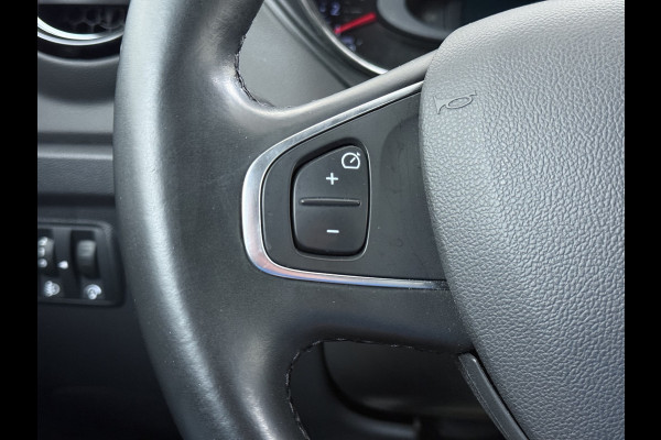 Renault Captur T 90pk Intens Navi Ecc Cruise Control Two-Tone Pdc Keyless 0.9 TCe Lmv 17" Led Regen-Lichtsensor Isofix Bluetooth Privacy Glas Mooie en complete Renault Captur 1148kg licht