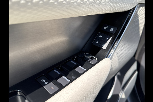 Land Rover Range Rover Velar 2.0 250PK AWD R-DYNAMIC BLACK PACK SE LEDER/VIRTUAL/PANORAMADAK****