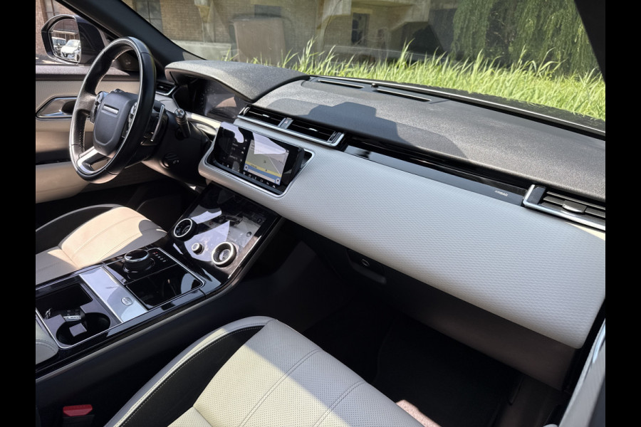 Land Rover Range Rover Velar 2.0 250PK AWD R-DYNAMIC BLACK PACK SE LEDER/VIRTUAL/PANORAMADAK****