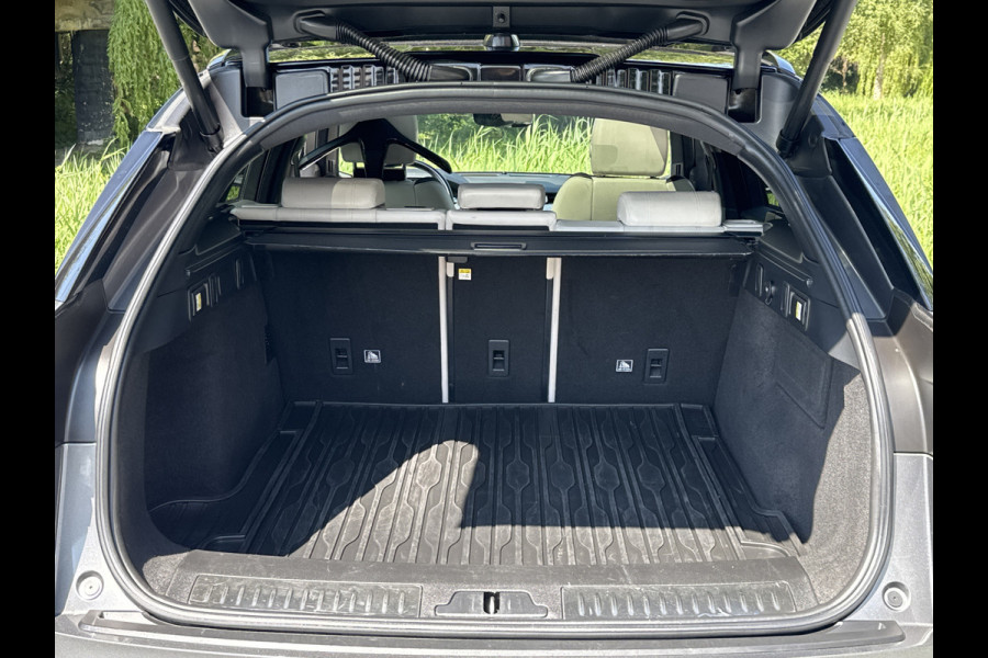 Land Rover Range Rover Velar 2.0 250PK AWD R-DYNAMIC BLACK PACK SE LEDER/VIRTUAL/PANORAMADAK****