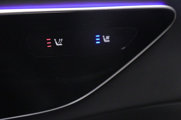 Mercedes-Benz C-Klasse 300 E AMG Line / PANO/HUD/CARPLAY/SFEERVERLICHTING/BOMVOL