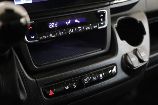 Peugeot Boxer 2.2 BlueHDi 180PK AUTOMAAAT LED CLIMA L2/H2 3.5t PDC CRUISE CONTR LEASE v/a €177 p.m.