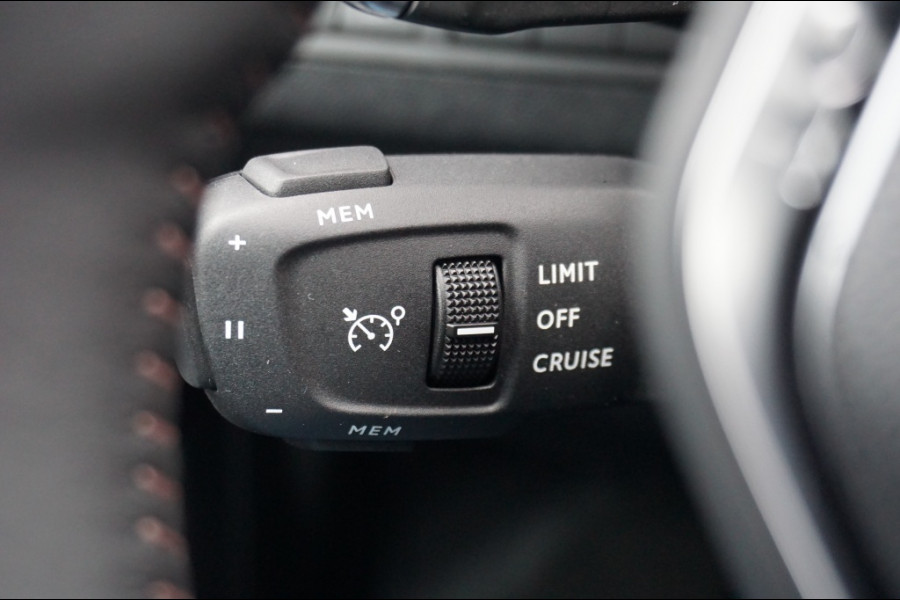 Peugeot 3008 195PK PHEV Allure AUT. | CAMERA | EL CLIMATE | NAVI | SUPER LUXE