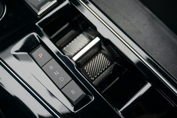 Peugeot 3008 195PK PHEV Allure AUT. | CAMERA | EL CLIMATE | NAVI | SUPER LUXE