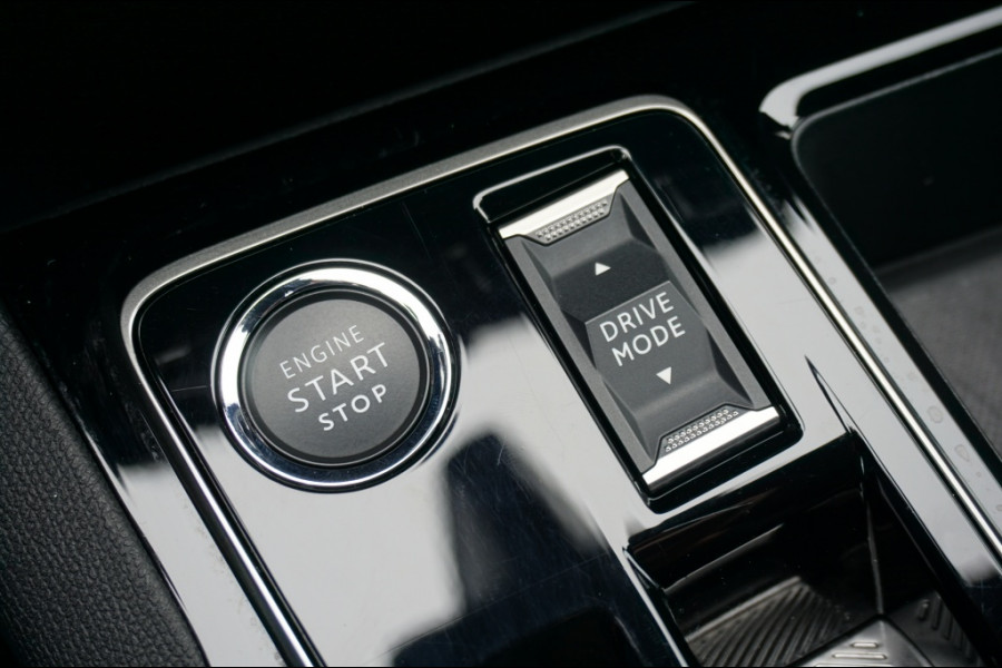 Peugeot 3008 195PK PHEV Allure AUT. | CAMERA | EL CLIMATE | NAVI | SUPER LUXE
