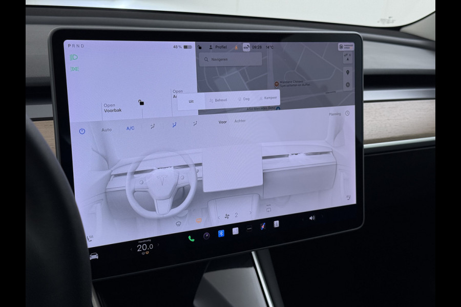 Tesla Model 3 SR+ 325PK LFP-Accu Trekhaak AutoPilot Leer Pano-Dak Adaptive Cruise Lmv 18" Camera's Elektr.-Stuur+Stoelen+Spiegels+Geheugen+Eas SOH 87% Ecc Navi Led DAB Voorverwarmen interieur via App Keyless One-Pedal-Drive 1.000KG Trekgewicht 1e Eigenaar Origineel Nederlandse Auto Fabrieksgarantie op Accu en Motor tot 10-12-2028/160.000km LFP accu dus 100% opladen !