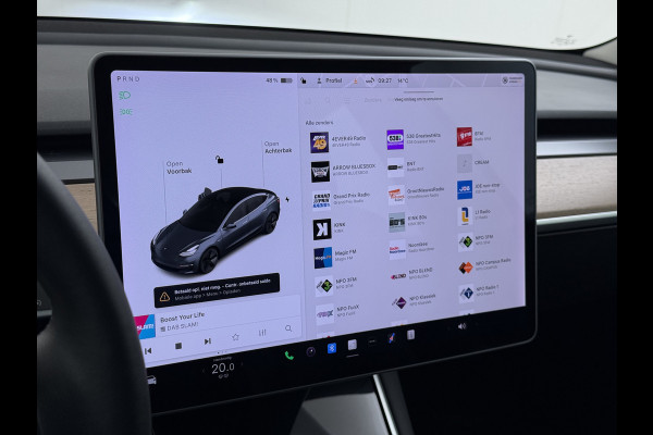 Tesla Model 3 SR+ 325PK LFP-Accu Trekhaak AutoPilot Leer Pano-Dak Adaptive Cruise Lmv 18" Camera's Elektr.-Stuur+Stoelen+Spiegels+Geheugen+Eas SOH 87% Ecc Navi Led DAB Voorverwarmen interieur via App Keyless One-Pedal-Drive 1.000KG Trekgewicht 1e Eigenaar Origineel Nederlandse Auto Fabrieksgarantie op Accu en Motor tot 10-12-2028/160.000km LFP accu dus 100% opladen !
