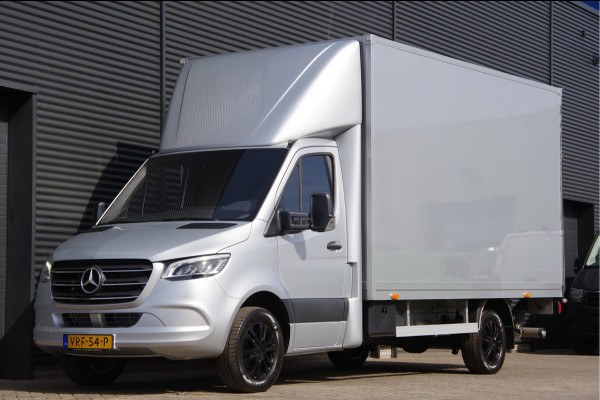 Mercedes-Benz Sprinter 319 3.0 CDI V6 AUT. BAKWAGEN/LAADKLEP/ZIJDEUR, LED, CRUISE, CLIMA, DAB, NAVI BY APPLE CARPLAY, MEUBELBAK