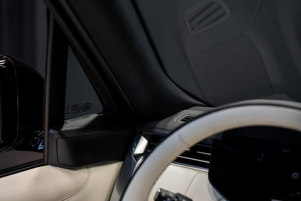 Land Rover Range Rover 3.0 P460e HSE PHEV *Panorama / Meridian / Memory / Ventilatie- & Massage / Soft-Close / Surround-view / HUD*