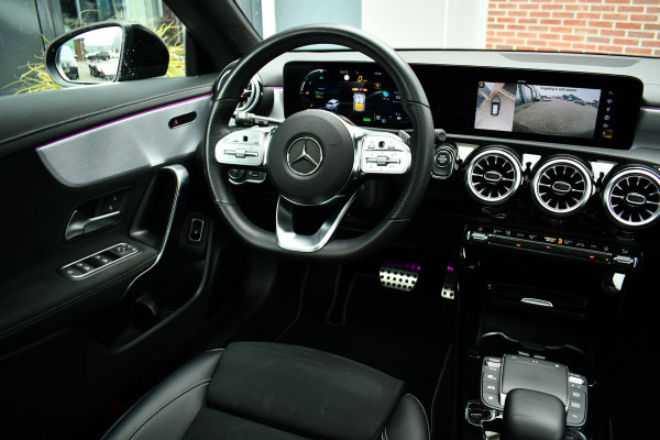 Mercedes-Benz CLA-Klasse Shooting Brake 250 e AMG Pano 360-cam Night 19inch