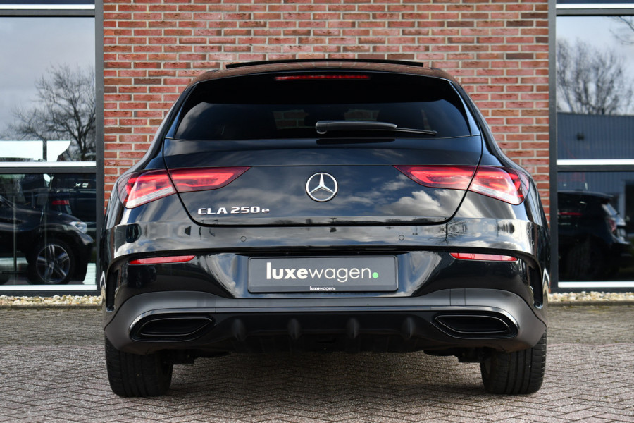 Mercedes-Benz CLA-Klasse Shooting Brake 250 e AMG Pano 360-cam Night 19inch