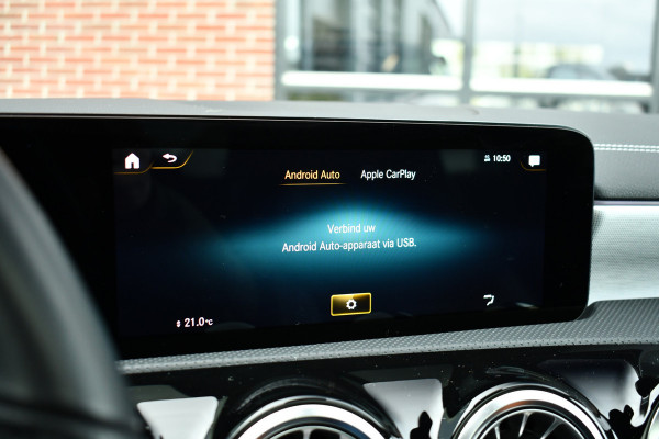 Mercedes-Benz CLA-Klasse Shooting Brake 250 e AMG Pano 360-cam Night 19inch