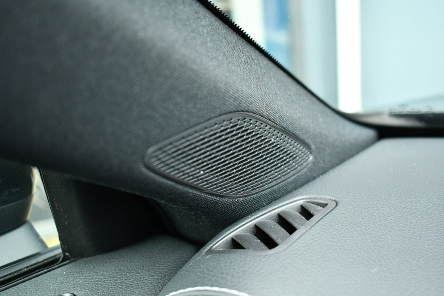 Mercedes-Benz CLA-Klasse Shooting Brake 250 e AMG Pano 360-cam Night 19inch