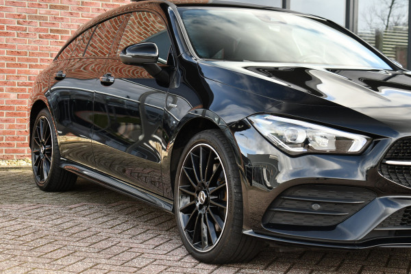 Mercedes-Benz CLA-Klasse Shooting Brake 250 e AMG Pano 360-cam Night 19inch