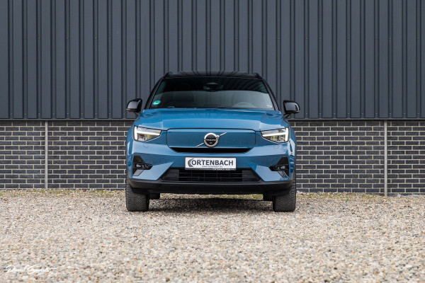 Volvo XC40 Recharge Twin Ultimate 78 kWh | Zwenkbare trekhaak | Panorama dak | Adaptieve cruise | Blis | Harman Kardon |
