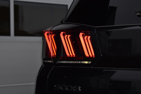 Peugeot 5008 1.2 PureTech 130PK Aut. GT Back Pack | 7 Zits | Navi | Camera | 19 Inch LM | Incl. garantie