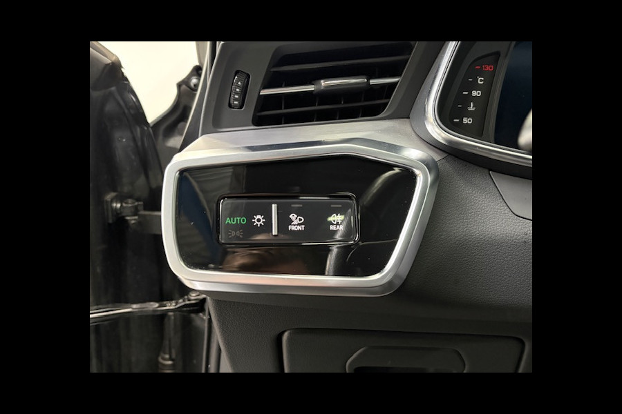 Audi A6 Avant 40 TDI Sport Launch edition Sport 2x S-Line - N.A.P. Airco, Cruise, Schuifdak, PDC, Navi, Trekhaak.