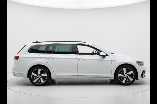 Volkswagen Passat Variant 218PK DSG HYBRID GTE BUSINESS TREKHAAK/CAMERA/NAVI/VIRTUAL