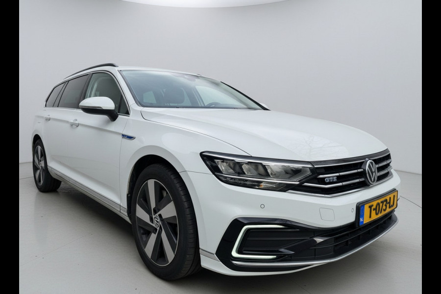 Volkswagen Passat Variant 218PK DSG HYBRID GTE BUSINESS TREKHAAK/CAMERA/NAVI/VIRTUAL