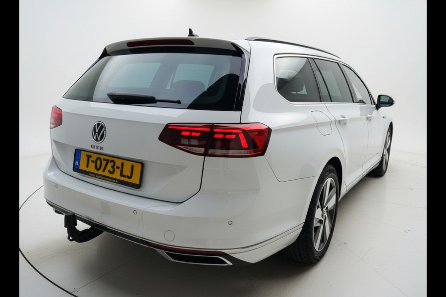 Volkswagen Passat Variant 218PK DSG HYBRID GTE BUSINESS TREKHAAK/CAMERA/NAVI/VIRTUAL