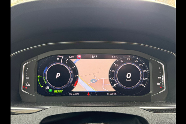 Volkswagen Passat Variant 218PK DSG HYBRID GTE BUSINESS TREKHAAK/CAMERA/NAVI/VIRTUAL