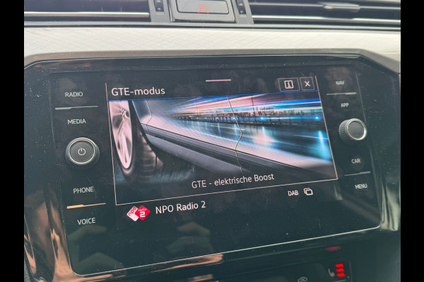 Volkswagen Passat Variant 218PK DSG HYBRID GTE BUSINESS TREKHAAK/CAMERA/NAVI/VIRTUAL