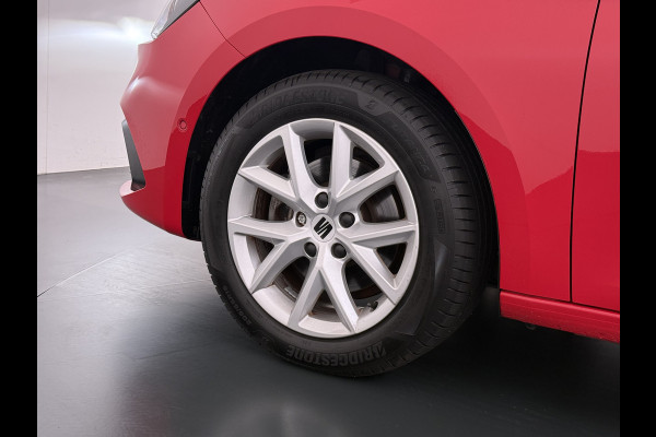 Seat Leon Sportstourer 1.5T 131pk NWE Model Trekhaak Camera Adaptive-Cruise Navi Ecc Virtual Cockpit Apple Carplay/Android Auto Pdc Style  Lmv Led DAB Keyless Isofix Front assist Regensensor Bluetooth Rijstrooksensor 1e Eigenaar Origineel Nederlandse Auto