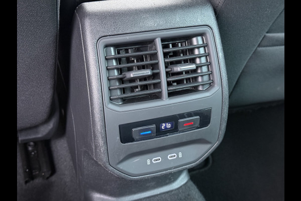 Seat Leon Sportstourer 1.5T 131pk NWE Model Trekhaak Camera Adaptive-Cruise Navi Ecc Virtual Cockpit Apple Carplay/Android Auto Pdc Style  Lmv Led DAB Keyless Isofix Front assist Regensensor Bluetooth Rijstrooksensor 1e Eigenaar Origineel Nederlandse Auto