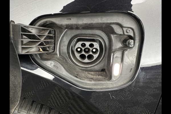 Škoda Octavia Combi 1.4 TSI iV PHEV Business Edition (Plug-in) (INCL-BTW) *FULL-LED | DIGI-COCKPIT | COMFORTSEATS | NAVI-FULLMAP | PRIVACY-GLASS | DAB | SHIFTPADDLES | ECC | PDC | CRUISE | TOWBAR | 18''ALU*