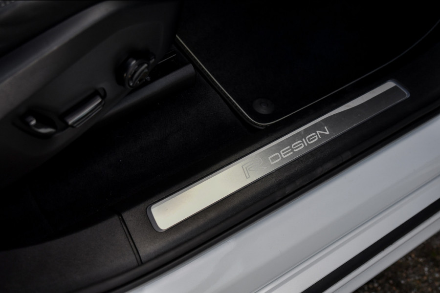 Volvo XC90 2.0 T8 Twin Engine AWD R-Design Polestar+. Pano, Luchtv, 7P, HUD, Memory, 360, H/K, Pilot assist, Trekh, Keyless, 22''!