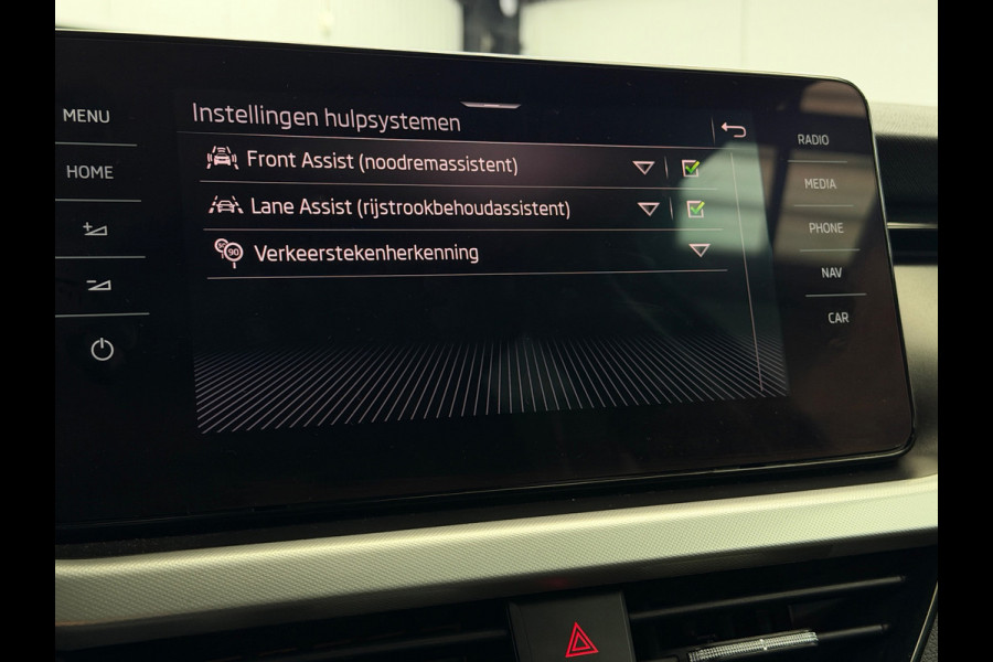 Škoda Kamiq 1.0 TSI Style Carplay Camera