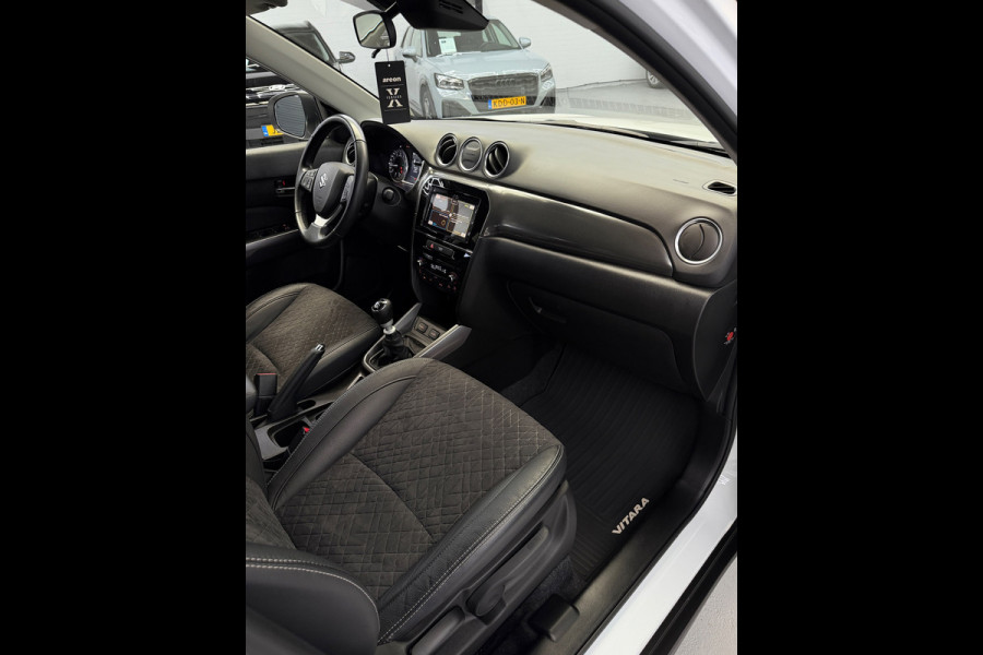 Suzuki Vitara 1.4 Boosterjet Style Smart Hybrid CarPlay