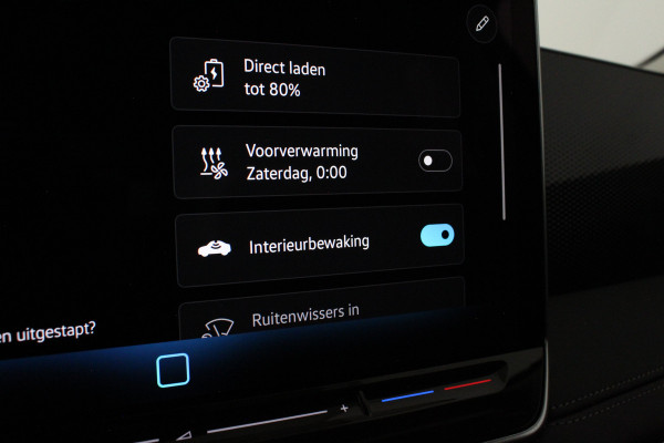 Volkswagen Tiguan 1.5 eHybrid Life Edition > (nieuw) Grenadilla Black/18inch/IQ/Design-pakket/Winterpakket Plus...