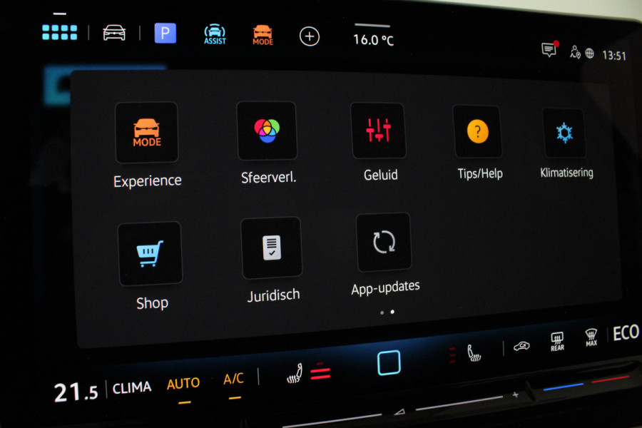 Volkswagen Tiguan 1.5 eHybrid Life Edition > (nieuw) Grenadilla Black/18inch/IQ/Design-pakket/Winterpakket Plus...