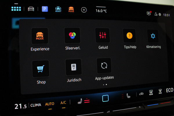 Volkswagen Tiguan 1.5 eHybrid Life Edition > (nieuw) Grenadilla Black/18inch/IQ/Design-pakket/Winterpakket Plus...