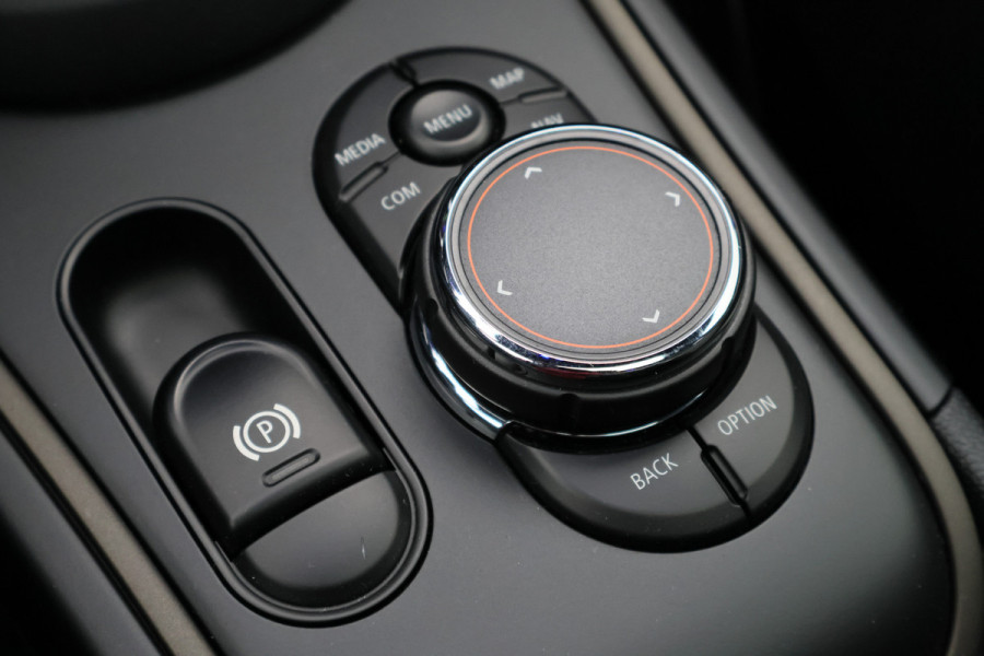 MINI Countryman 2.0 Cooper S Knightsbridge Edition Panoramadak, H&K Sound, ACC, Head-Up, Apple Carplay, 19"