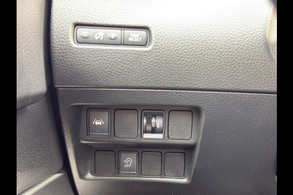 Nissan QASHQAI 1.2 N-Connecta / 360 CAMERA / NAP LAGE KM