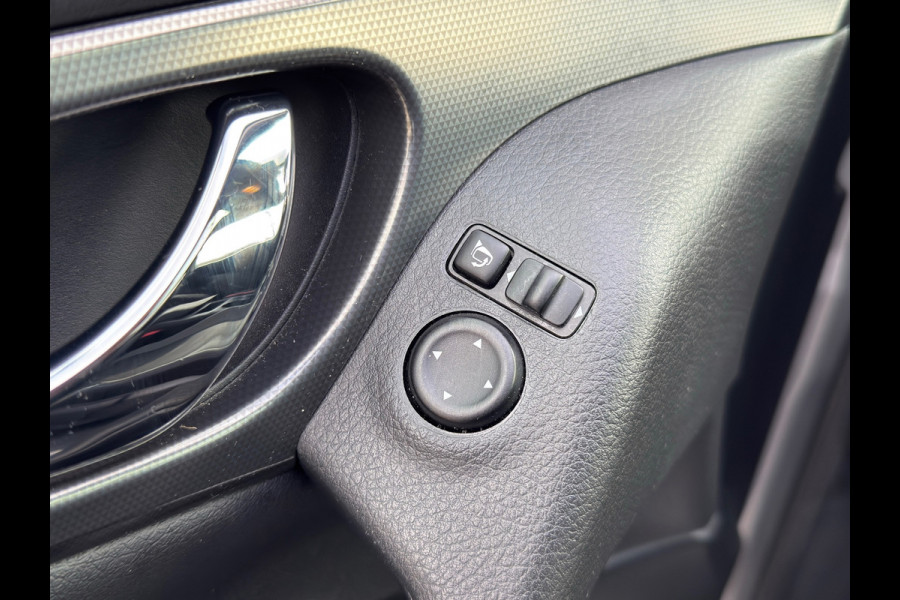 Nissan QASHQAI 1.2 N-Connecta / 360 CAMERA / NAP LAGE KM