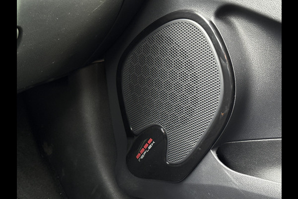 Renault Clio 1.5 dCi Ecoleader Zen | NL-auto | Trekhaak | Navi | Cruisec. | PDC