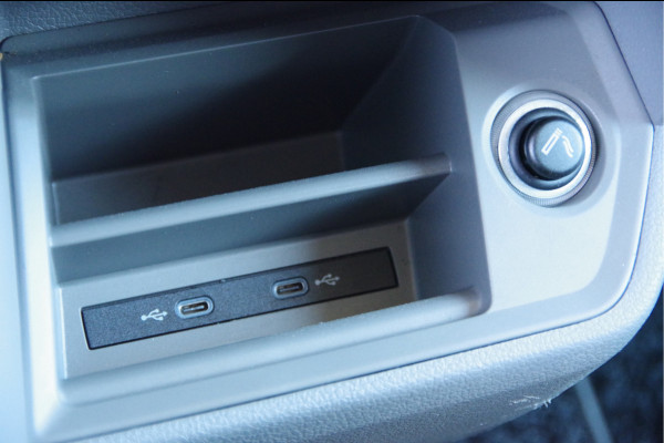 Volkswagen Crafter 35 2.0 TDI L3H2 3-ZITS, 140PK AUT. STANDKACHEL, GEV. ERGO COMFORT STOEL, CRUISE, NAVI, AIRCO