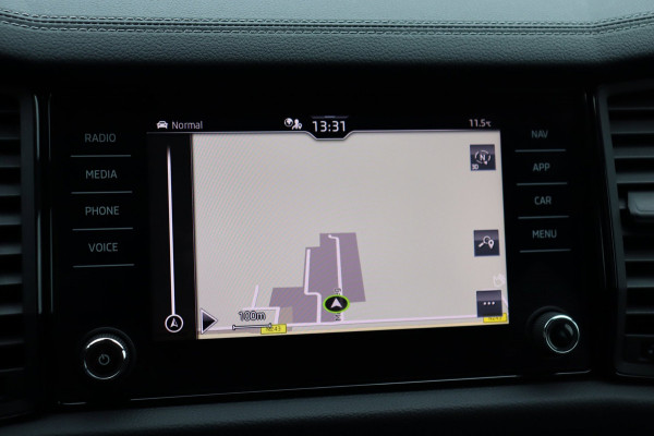 Škoda Kodiaq 1.5 TSI Sportline Business schuifdak stuur+stoelverw. el.klep+trekhaak canton