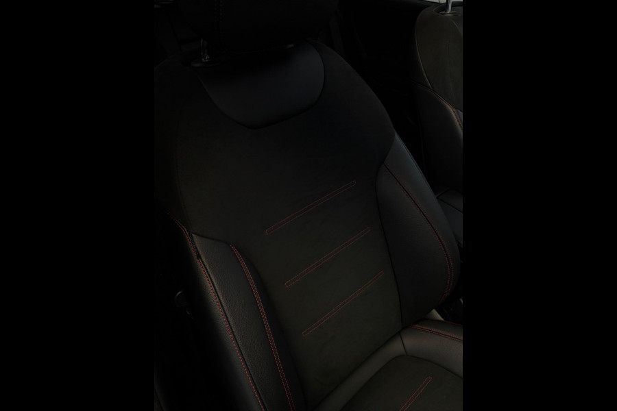 Mercedes-Benz B-Klasse B200 AMG Line Premium Plus