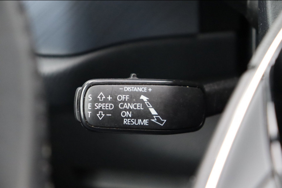 Škoda Kodiaq 1.5 TSI Business Edition pano-dak el.trekhaak camera nw.model