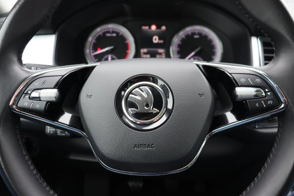 Škoda Kodiaq 1.5 TSI Business Edition pano-dak el.trekhaak camera nw.model