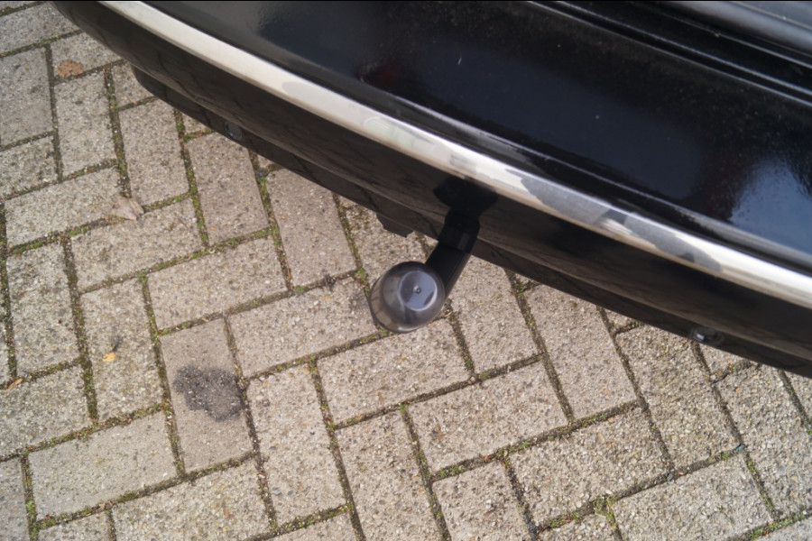 Renault Clio Estate 0.9 TCe 90pk Limited -NAVI-AIRCO-PDC-TREKHAAK-LED-